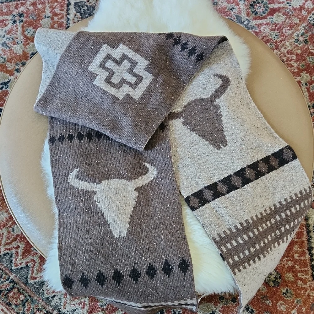 Beautiful NWT Pendleton Southwest Design Wool Scarf Or Shawl ๐ค๐๐ค๐ - Picture 2 of 16